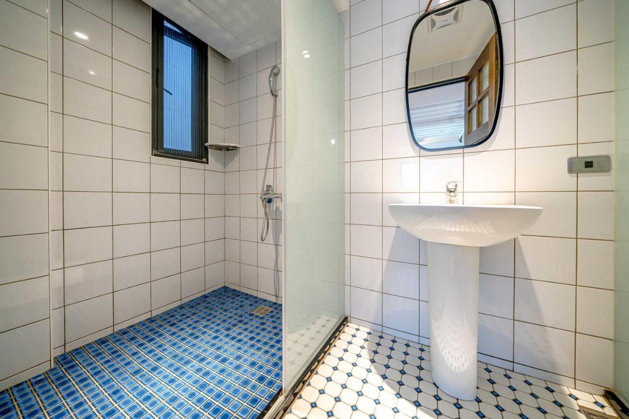 Blue House Homestay Hualien City Ngoại thất bức ảnh