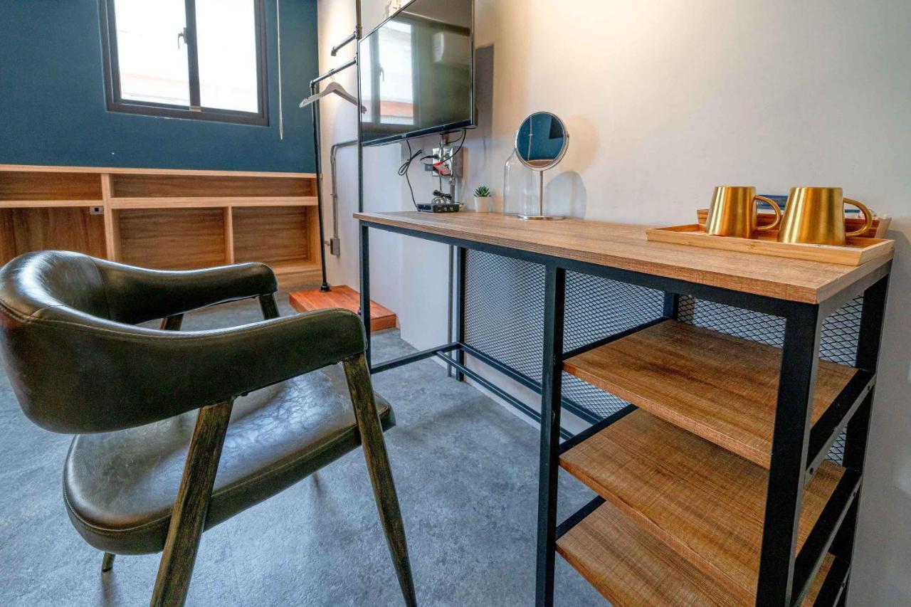 Blue House Homestay Hualien City Ngoại thất bức ảnh