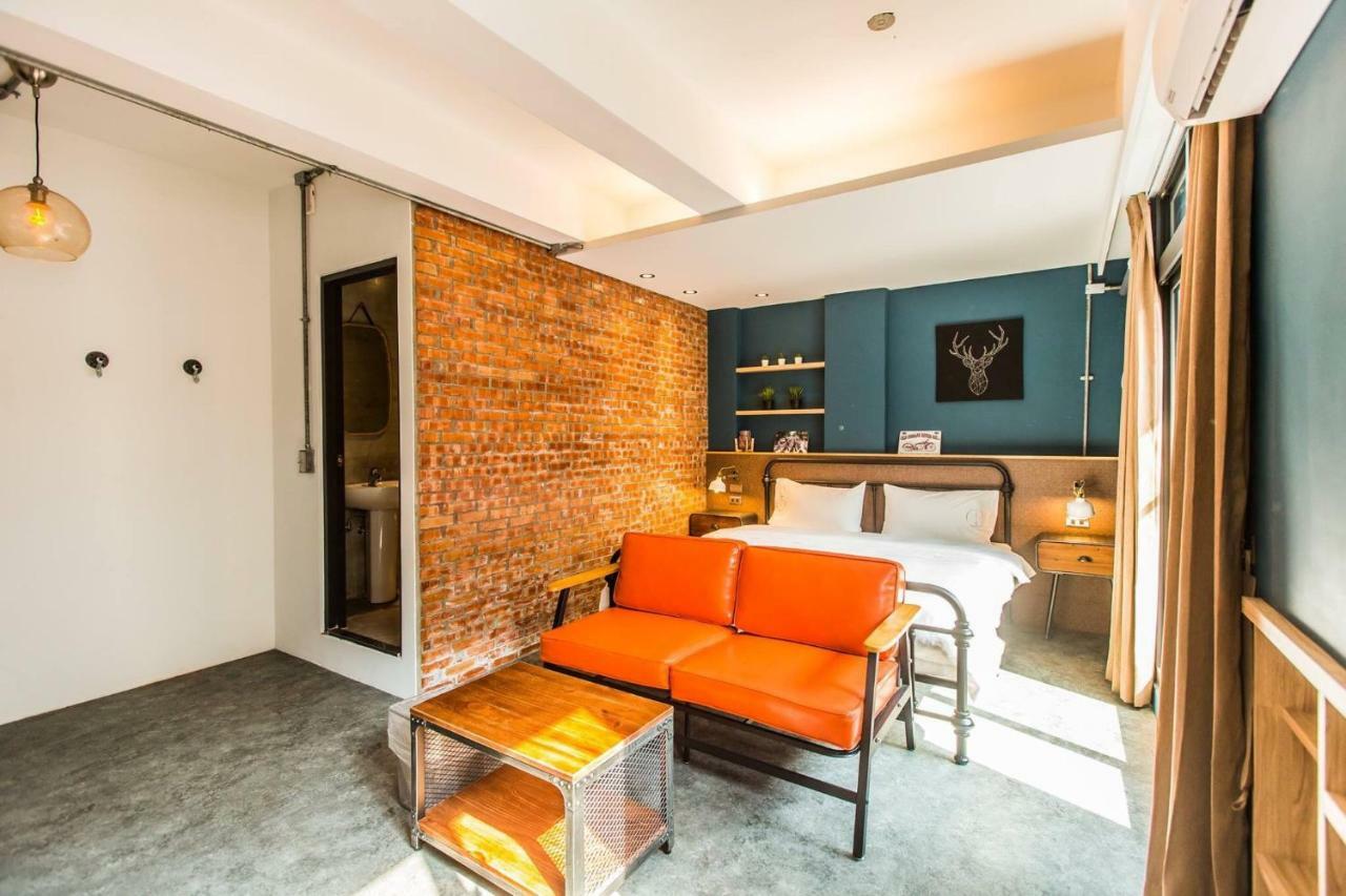 Blue House Homestay Hualien City Ngoại thất bức ảnh